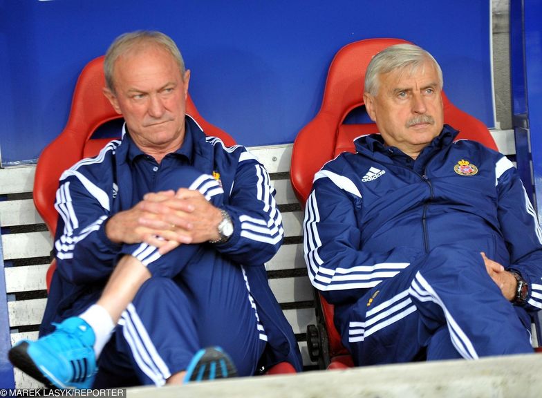 Ustawa dezubekizacyjna uderzy w piłkarzy takich jak Kazimierz Kmiecik (na zdj. z prawej).