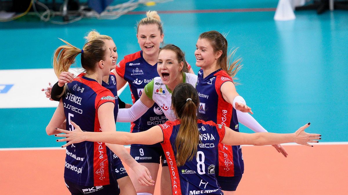 WP SportoweFakty / Paweł Piotrowski / Na zdjęciu: siatkarki Banku Pocztowego Pałacu Bydgoszcz
