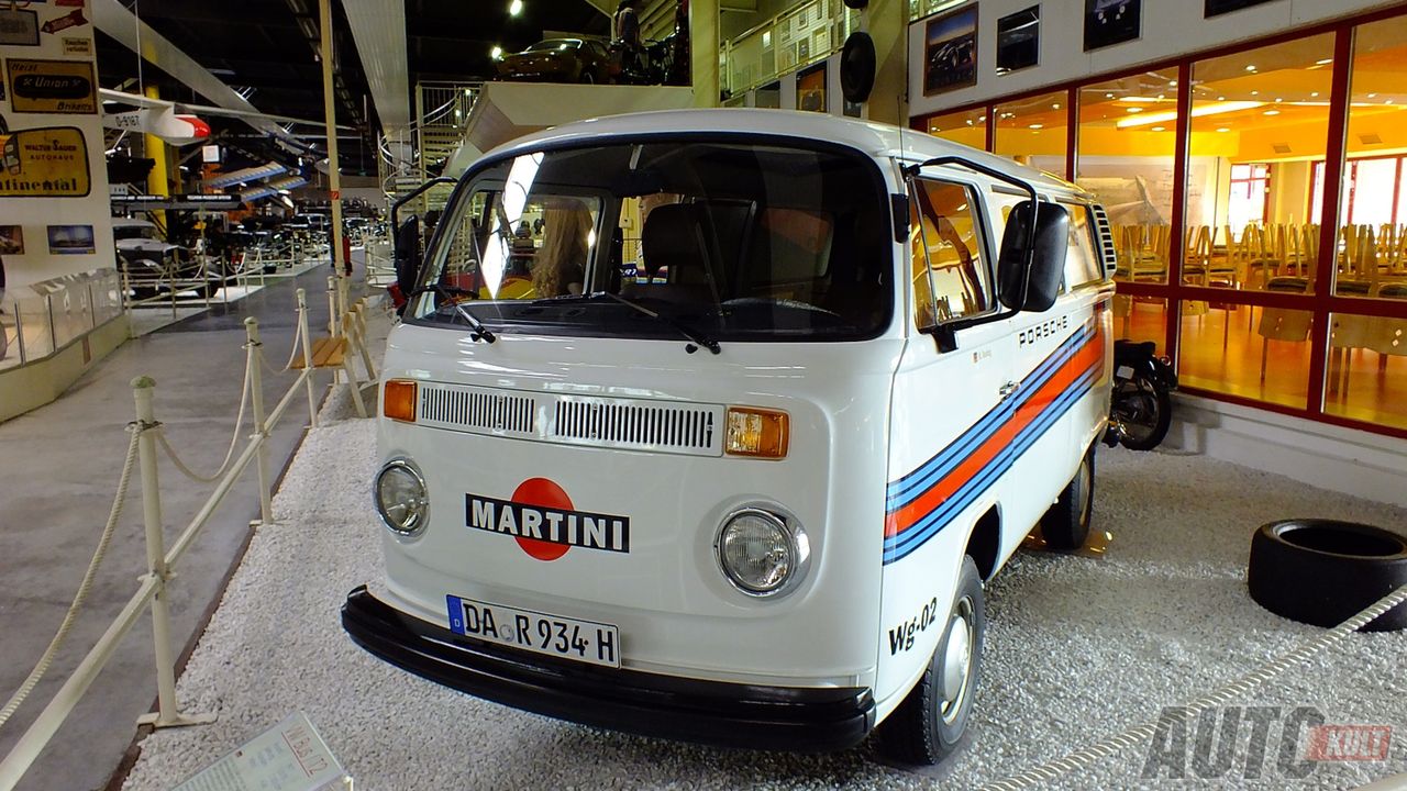 1977 VW Bus T2