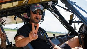 Samoloty polskiego mistrza utknęły na Bliskim Wschodzie. "Sytuacja jest mało ciekawa"