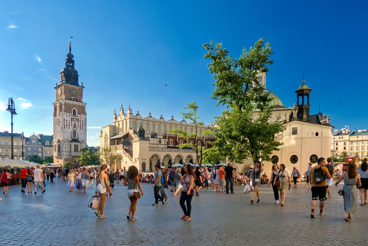 Zabytki, góry i Mazury. 20 mln zagranicznych turystów może w tym roku odwiedzić Polskę