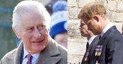 Książę Harry ujawnił, co usłyszeli z Williamem od Karola na pogrzebie dziadka. Miało to ich pogodzić...