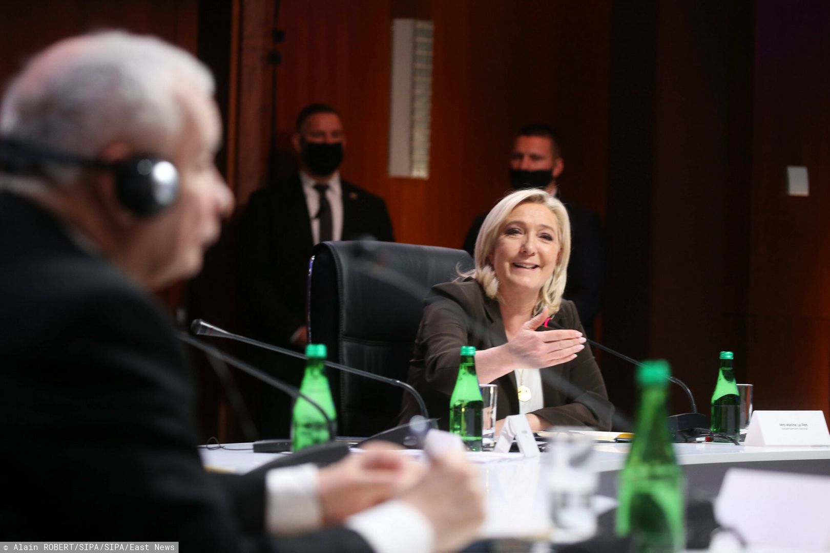 Marine Le Pen w Warszawie. Były premier nie gryzł się w język