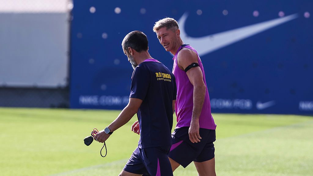 Getty Images / Javier Borrego/Europa Press / Na zdjęciu: Robert Lewandowski podczas treningu