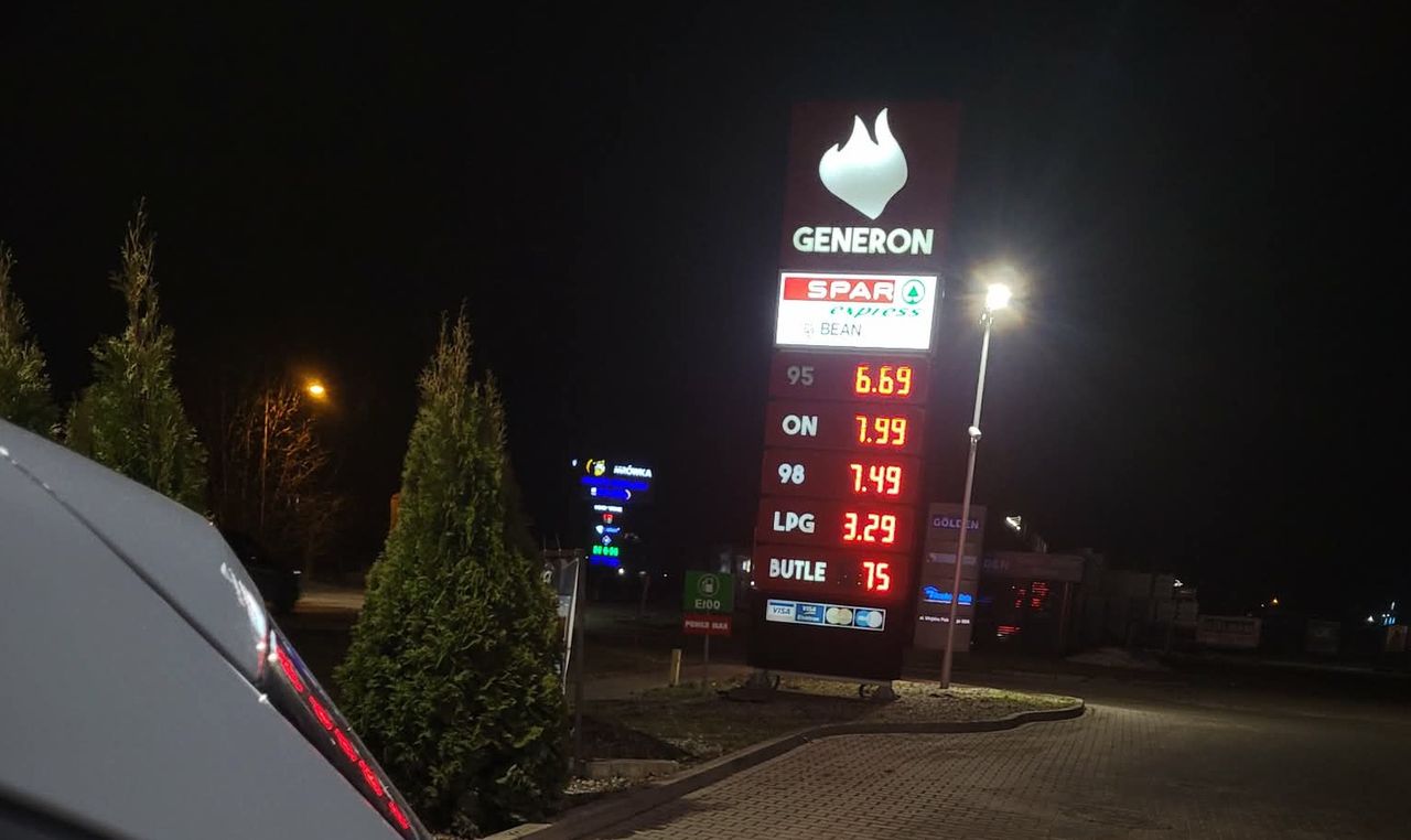 8 zł za litr stało się faktem. Czytelnik wysłał zdjęcie