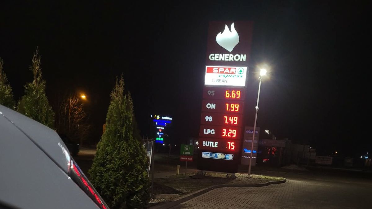 Ceny dnia 9.03.2026 na jednej ze stacji w Malborku