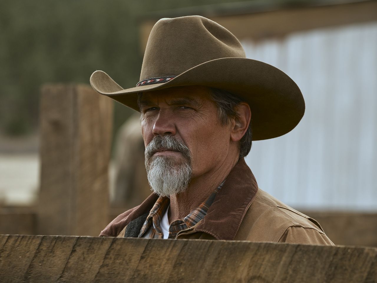 Josh Brolin in the series "Outer Range"