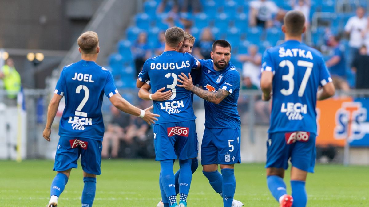PAP / Jakub Kaczmarczyk  / Na zdjęciu: piłkarze Lecha Poznań