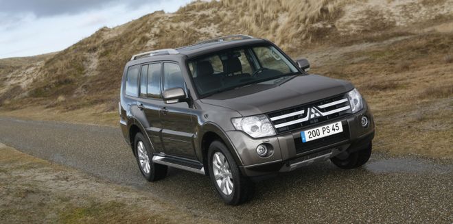 Mitsubishi Pajero 2014 w polskich salonach