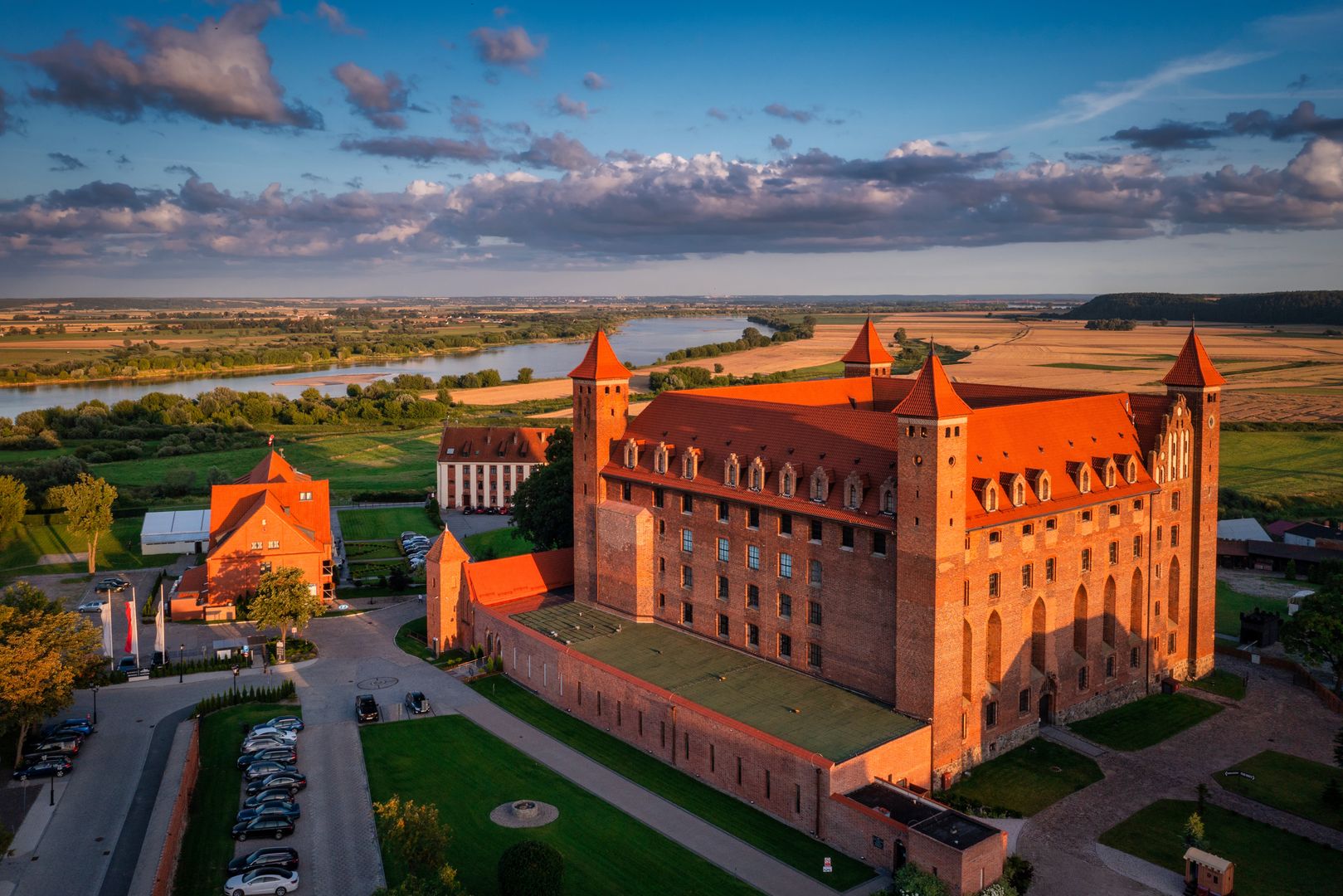 Zamek Gniew z lotu ptaka