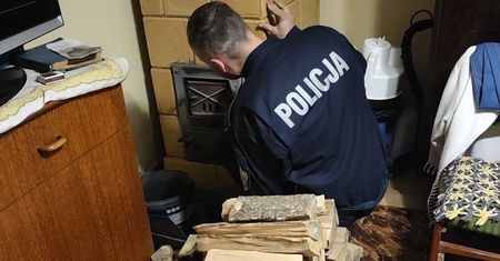 Wszedł do domu 88-latki. Taka była temperatura w środku