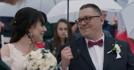 Uczestnicy "Ślubu od pierwszego wejrzenia" wspierają WOŚP. Nietypowe aukcje bohaterów show TVN