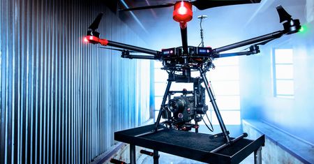 DJI Matrice 600 - profesjonalny dron do filmowania i fotografowania