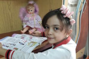 7-letnia Syryjka wyda książkę. Jej wspomnienia to strach, ból, śmierć i krytyka polityków odpowiedzialnych za wojnę