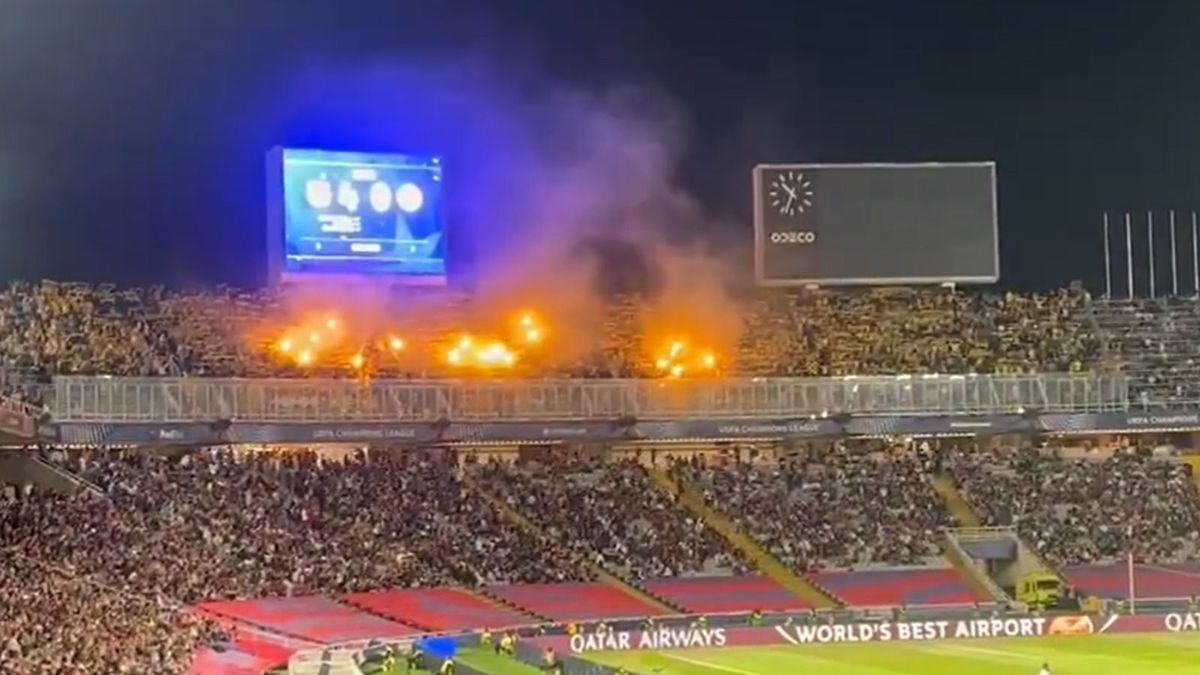 x.com/esport3 / Na zdjęciu: kibice Young Boys Berno odpalili race na stadionie w Barcelonie