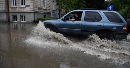 Potężne burze nad Polską. Strażacy interweniowali kilkaset razy