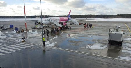 Najmniejsze polskie lotnisko liderem w jednej kategorii. Po korekcie