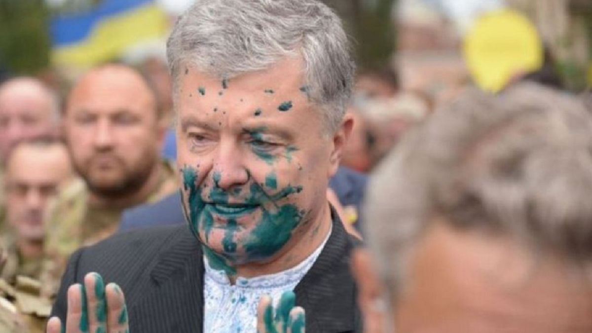 Prezydent Ukrainy zaatakowany środkiem odkażającym 