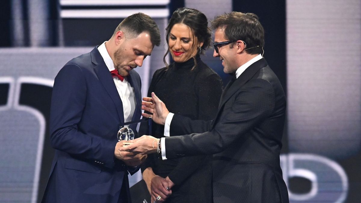 Getty Images / Aurelien Meunier / Na zdjęciu: Marcin Oleksy odbierający nagrodę