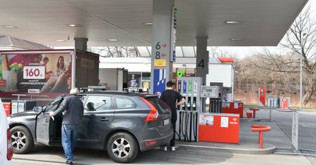 Ponad 7 zł za litr benzyny. Orlen obniży ceny na stacjach?