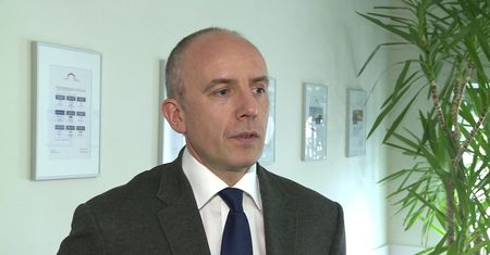 Oszczędności Polaków. Ponad połowa odkłada pieniądze, co jedenasty inwestuje