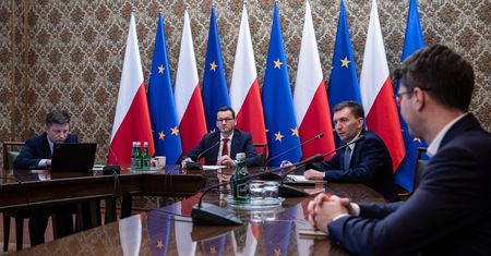 Makowski: "Rekonstrukcja scentralizuje zarządzanie ministerstwami. Po raz pierwszy w takiej skali" [OPINIA]