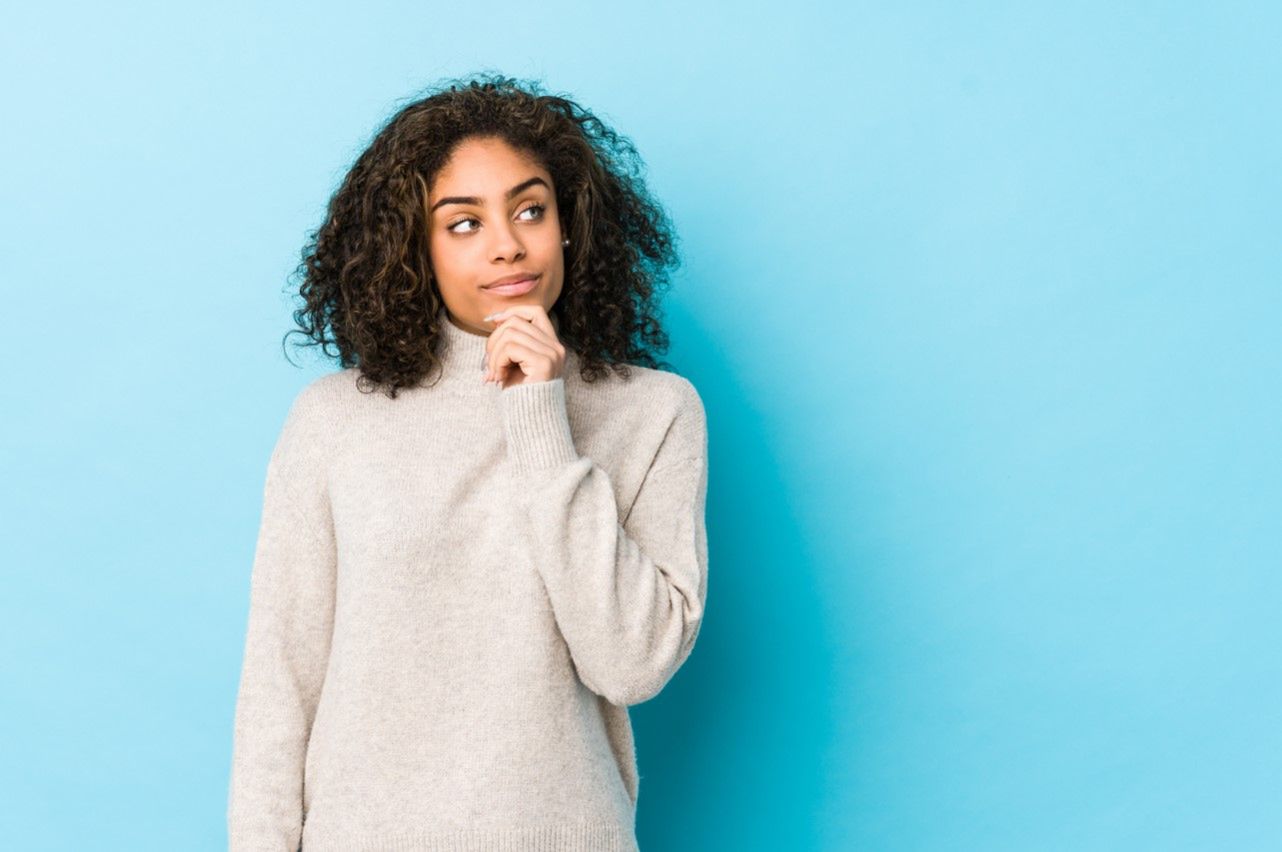 Aby suche powietrze nie wpływają niekorzystnie na błony śluzowe naszego układu oddechowego, warto wyposażyć dom lub mieszkanie w nawilżacz powietrza.