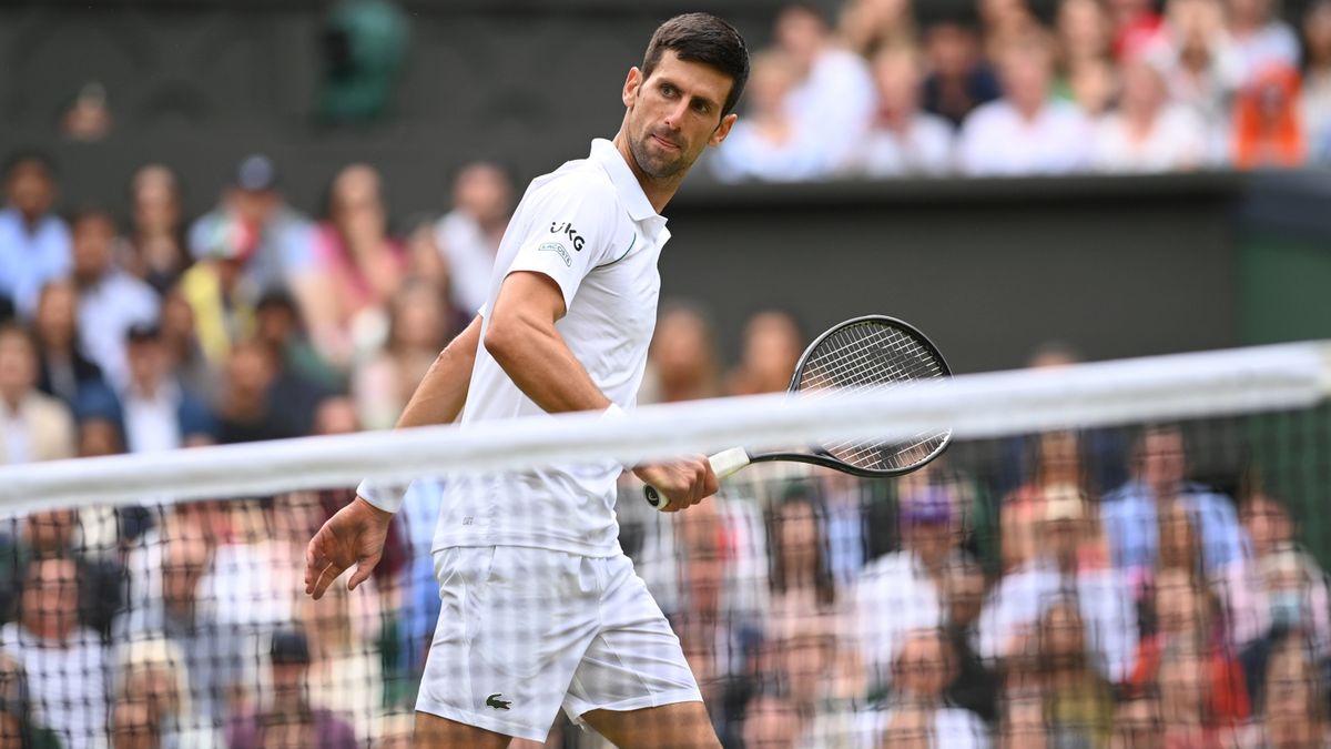 Zdjęcie okładkowe artykułu: PAP/EPA / NEIL HALL / Na zdjęciu: Novak Djoković