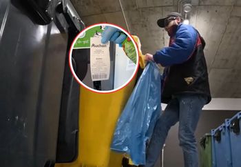 Wszedł do śmietnika. Wyniósł pełne wory. Pokazał kwotę vouchera
