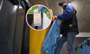 Wszedł do śmietnika. Wyniósł pełne wory. Pokazał kwotę vouchera