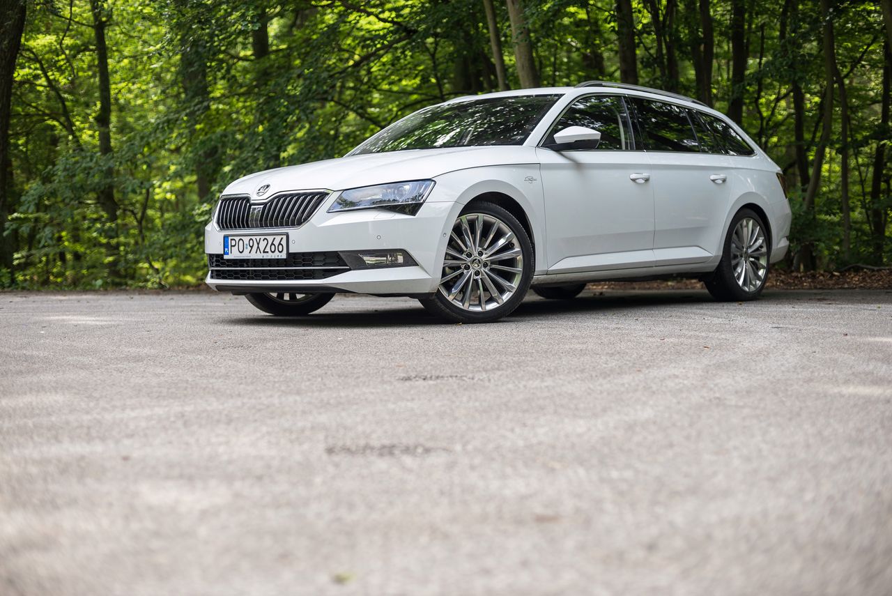 Škoda Superb 2.0 TSI Combi 220 KM DSG Laurin & Klement – test [wideo]