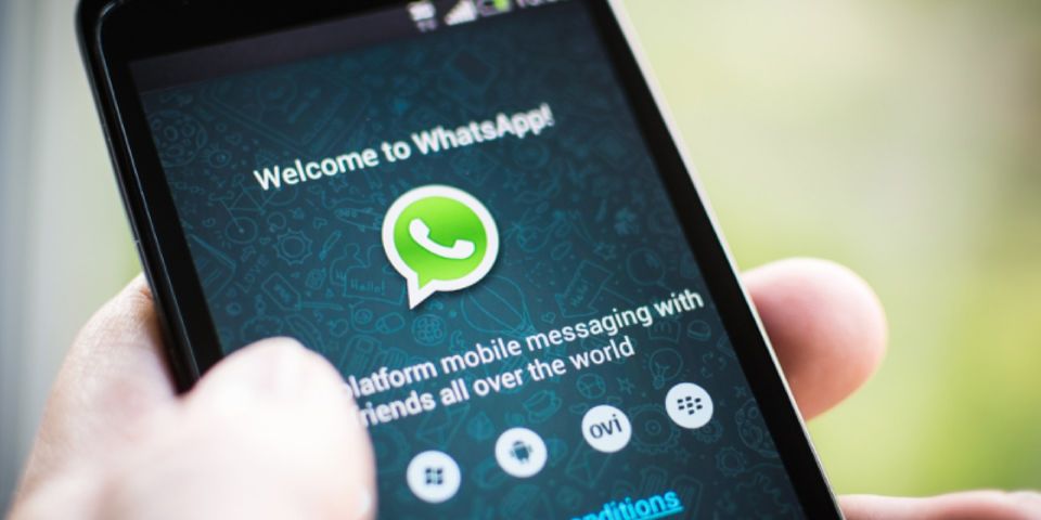Nowy WhatsApp: wysyłanie GIF-ów i zwiększony limit na przesyłanie plików