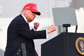 Donald Trump chciał oceanu z własnym nazwiskiem. Gigant odmówił