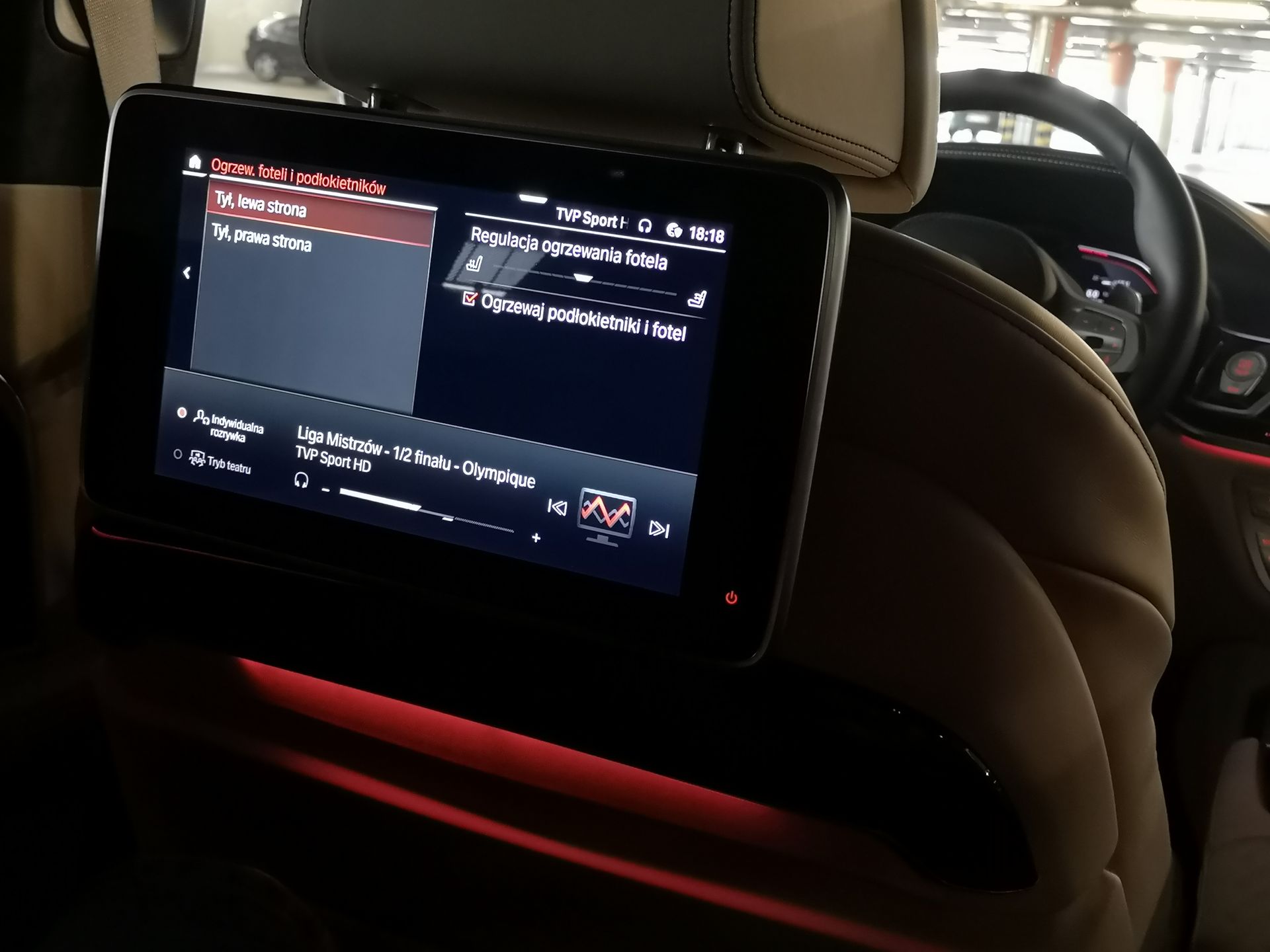 BMW 750i xDrive: Systemy wsparcia kierowcy, Night Vision, zdalne sterowanie i audio Bowers & Wilkins 49