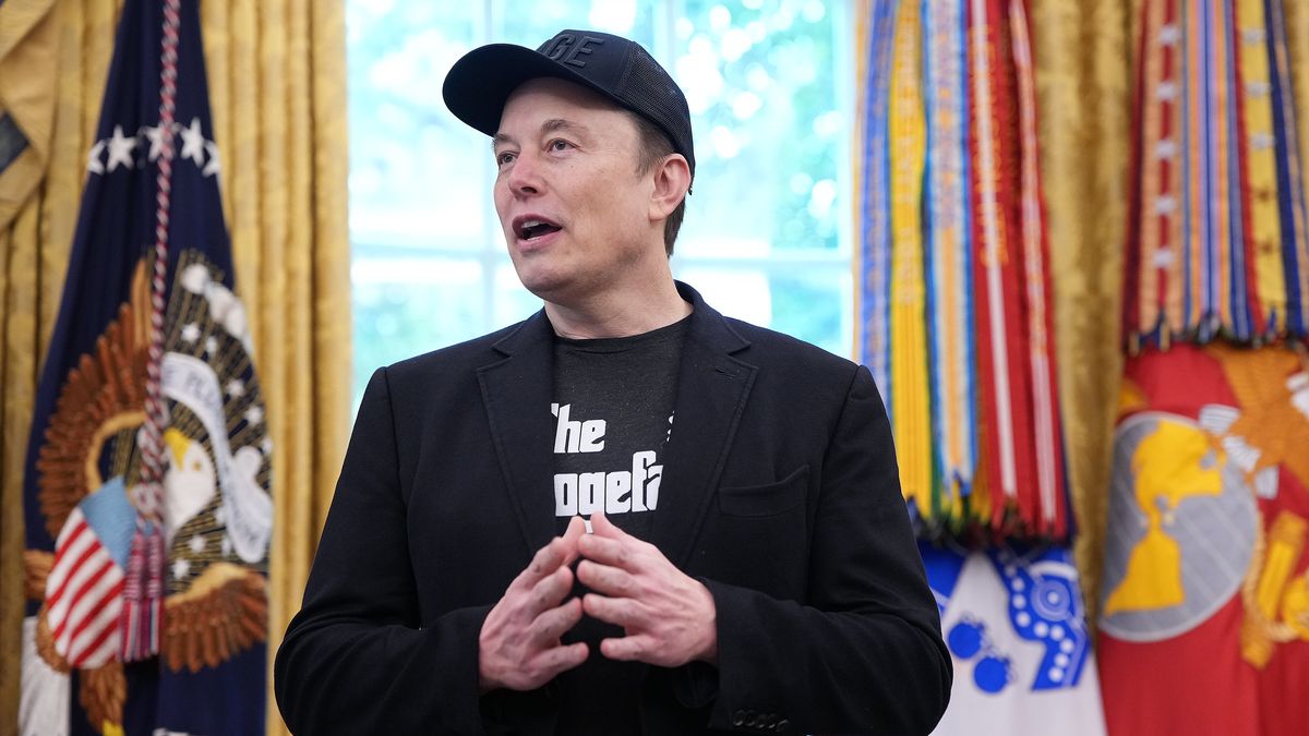 WASHINGTON, DC - MAY 30: Tesla CEO Elon Musk speaks alongside U.S. President Donald Trump in the Oval Office of the White House on May 30, 2025 in Washington, DC. Musk, who served as an adviser to Trump and led the Department of Government Efficiency, announced he would leave his role in the Trump administration to refocus on his businesses.  (Photo by Kevin Dietsch/Getty Images)