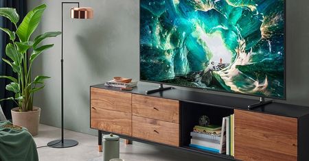 Samsung RU8002 - telewizor do wszystkiego w atrakcyjnej cenie