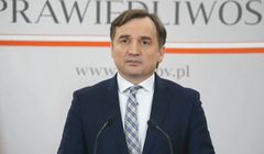Miliony na sympatyzujące z PiS telewizje od resortu Ziobry