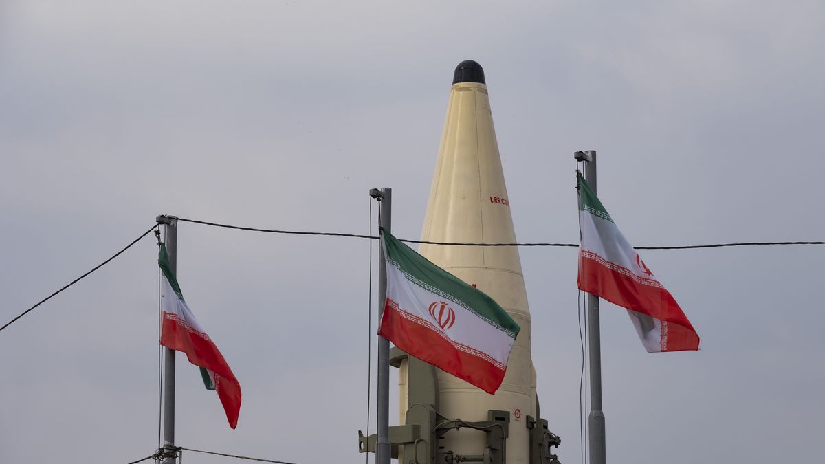  Iran przetestował nowy pocisk balistyczny o zasięgu 1200 km