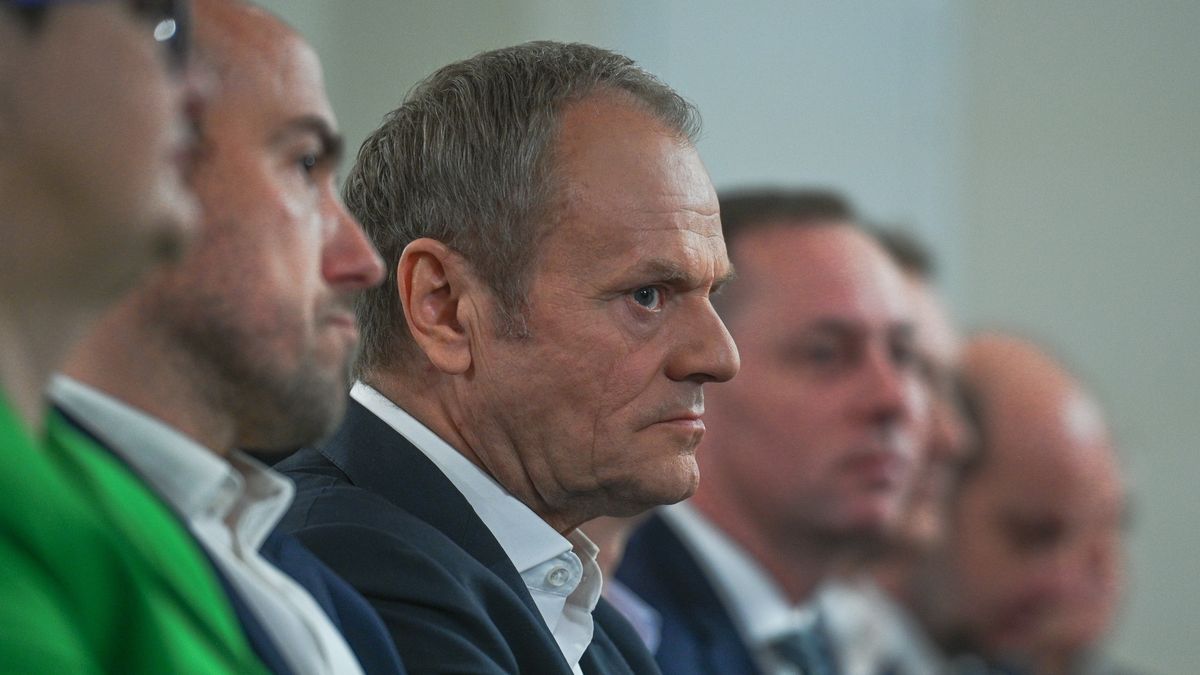RZESZOW, POLAND - APRIL 25, 2023:
Donald Tusk, chairman of the opposition party Civic Platform (PO), is seen during the meeting of the Civic Coalition political alliance at the Hotel Rzeszow, on April 25, 2023, in Rzeszow, Poland. 
The leader of the Civic Platform began the second day of his election campaign as part of the 'Here is the Future' (Polish: #TuJestPrzyszlosc) campaign in Podkarpacie province, with a meeting with members and supporters of the party. (Photo by Artur Widak/Anadolu Agency via Getty Images)