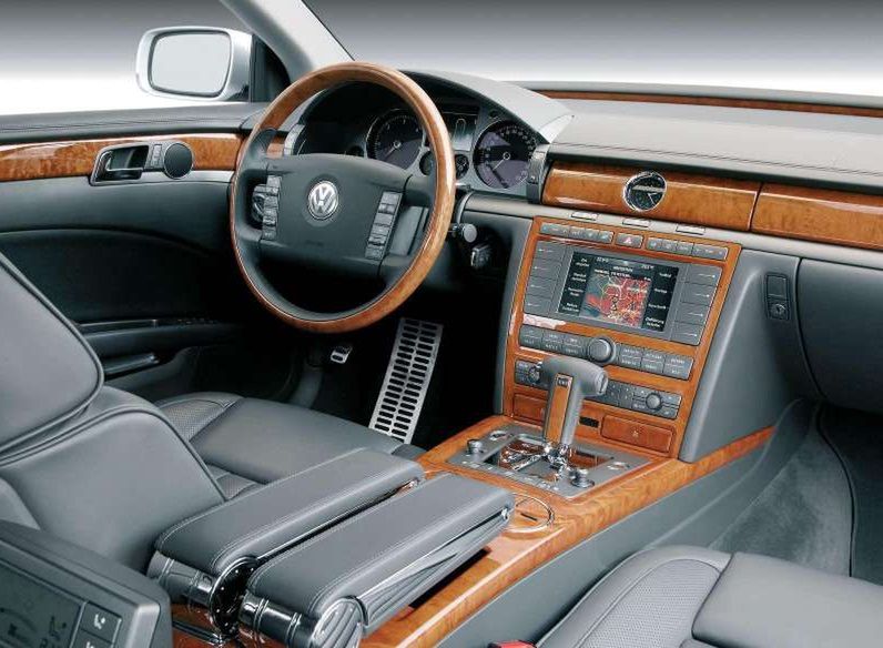 VW Phaeton