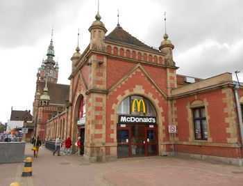 Wielki powrót na gdańskim dworcu. Jeden z pierwszych fast foodów w Polsce