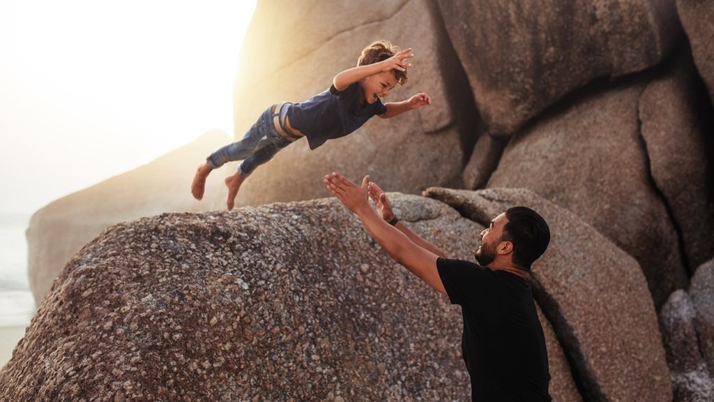 Zaufanie dziecka do rodziców jest bardzo ważne dla jego poczucia szczęścia i właściwego rozwoju