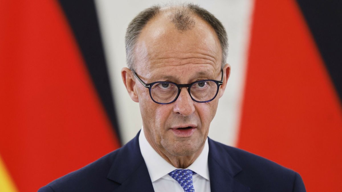 Temporary
German Chancellor Friedrich Merz talks to the media after a meeting with Lithuania's President Gitanas Nauseda at the Presidential palace in Vilnius, Lithuania, Thursday, May 22, 2025. (AP Photo/Mindaugas Kulbis)
Mindaugas Kulbis