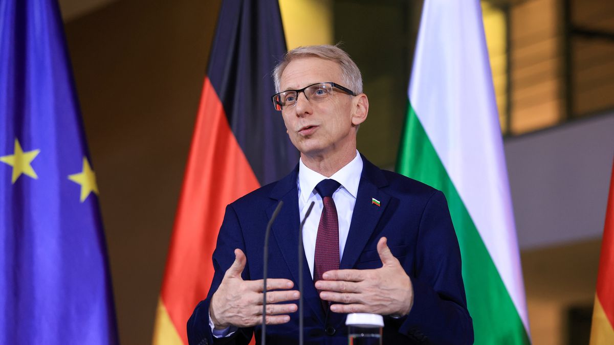 Bułgarski premier Nikolai Denkov