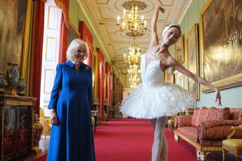 Pokaz baletu w Pałacu Buckingham. Królowa Kamila była zachwycona