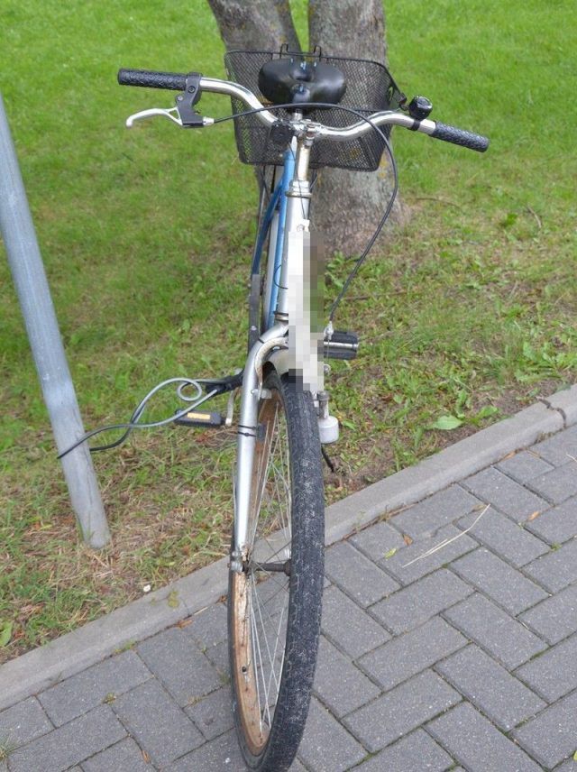 Dwa wypadki w Białej Podlaskiej. Rowerzystka i motocyklista w szpitalu (zdjęcia)