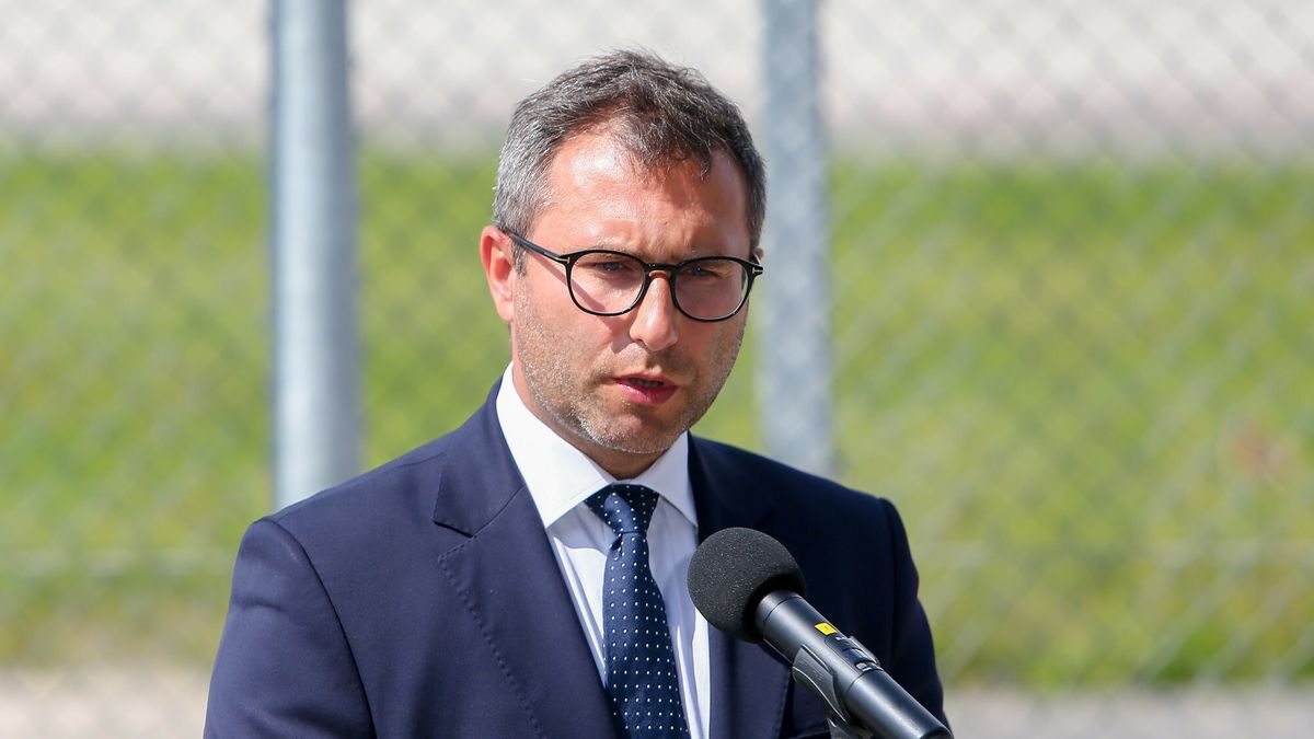 Przekazanie szczepionek od rz?du Polskiego dla Wietnamu
20.08.2021 Warszawa, Briefing prasowy dot. przekazania przez Polske pomocy dla Wietnamu w zwiazku z trudna sytuacja epidemiologiczna,    Fot Tomasz Jastrzebowski/REPORTER
n/z: Michal, Kuczmierowski
Tomasz Jastrzebowski/REPORTER