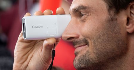 Canon PowerShot ZOOM - tak wygląda cyfrowa lunetka, którą już niedługo możesz kupić