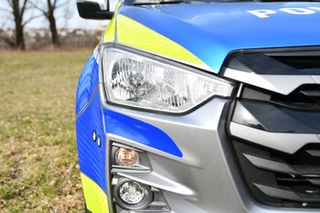 Bydgoszcz: ojciec potrzebował pomocy przy dziecku z urazem głowy. Do szpitala trafili pod eskortą policji