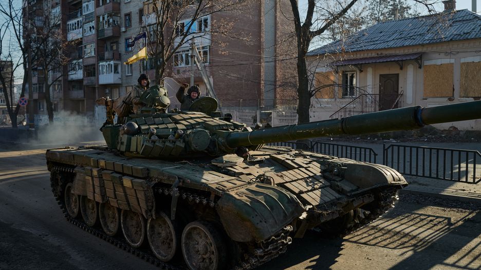 Daily Life In Donetsk Region
BAKHMUT, UKRAINE - DECEMBER 20: A tank of the Ukrainian Armed Forces drives in the street amid artillery fights on December 20, 2022 in Bakhmut, Ukraine. According to the office of the Ukrainian president, Volodymyr Zelenskiy has visited the frontline city of Bakhmut to meet military representatives and hand out awards to soldiers. (Photo by Pierre Crom/Getty Images)
Pierre Crom